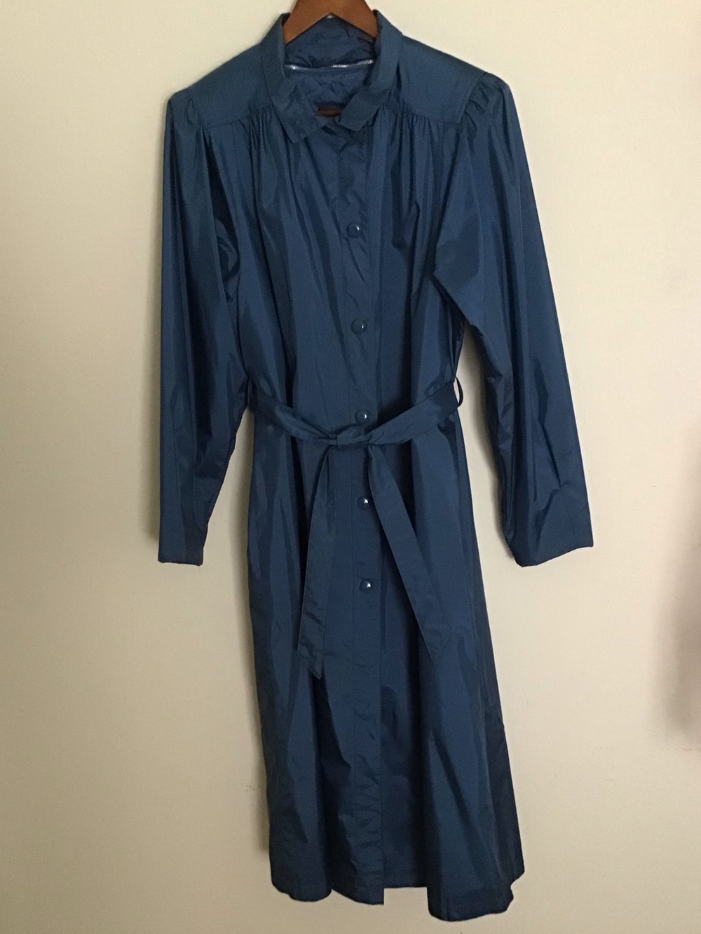 Vintage 80’s J. Gallery all season trench rain coat with zip out quilted lining